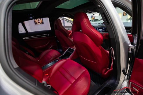 Used 2019 Porsche Panamera GTS w/ Premium Package Plus image 14