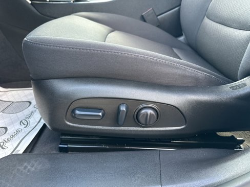 Used 2023 Chevrolet Malibu LT w/ Driver Confidence Package image 11