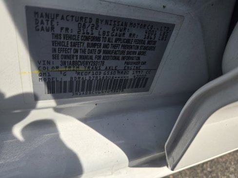 Used 2022 Nissan Sentra SV w/ Trunk Package image 6