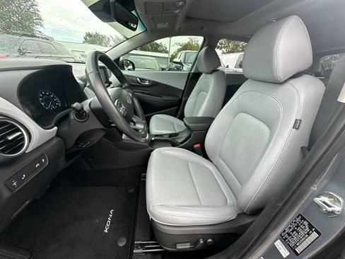Used 2021 Hyundai Kona Limited w/ Cargo Package image 15
