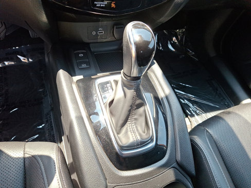 Used 2022 Nissan Rogue Sport SL image 20