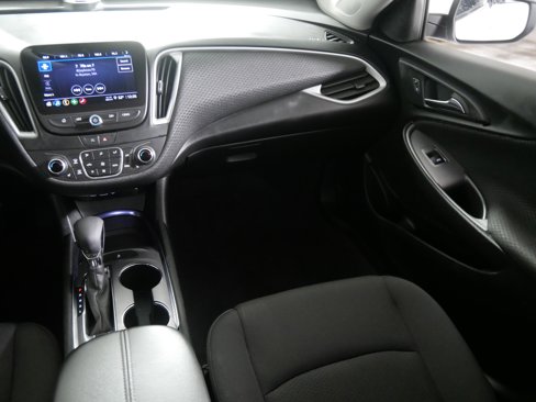 Used 2023 Chevrolet Malibu LT image 11