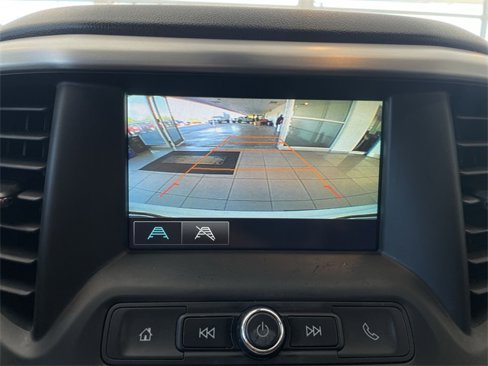 Used 2018 GMC Acadia SLE image 26
