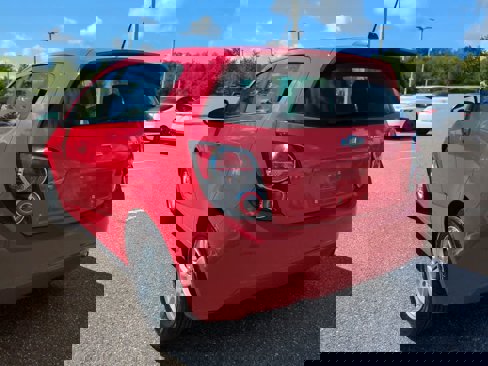 Used 2015 Chevrolet Sonic LT image 4