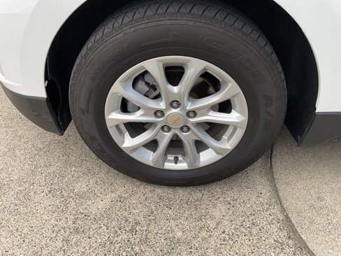 Used 2020 Chevrolet Equinox LT image 10