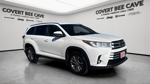 Used 2019 Toyota Highlander XLE image 12