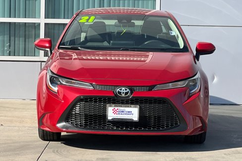 Used 2021 Toyota Corolla LE image 6