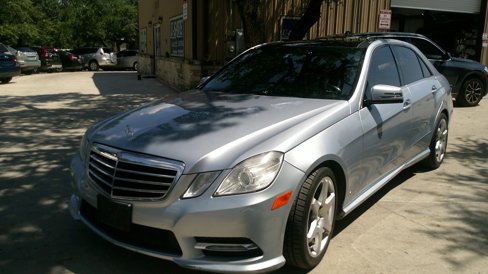 Used 2013 Mercedes-Benz E 350 Sedan image 3