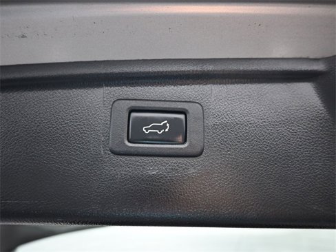 Used 2017 Subaru Outback 2.5i Premium image 37