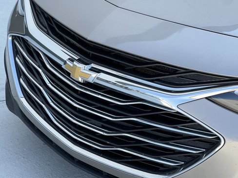 Used 2023 Chevrolet Malibu LT w/ Driver Confidence Package image 12