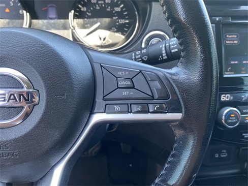 Used 2021 Nissan Rogue Sport SV image 24
