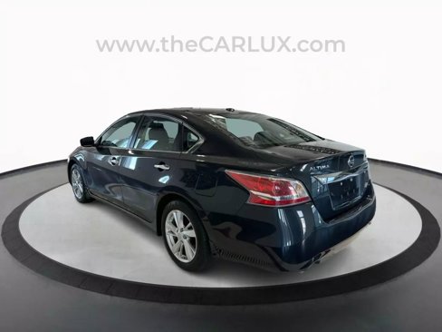 Used 2015 Nissan Altima 2.5 SV image 5