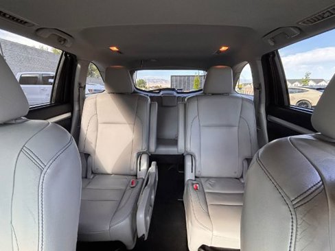 Used 2015 Toyota Highlander XLE image 29