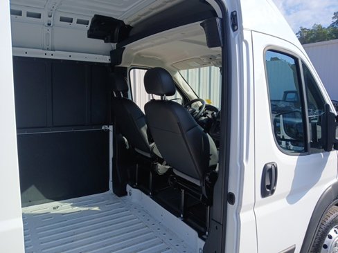 Used 2023 RAM ProMaster 2500 image 13