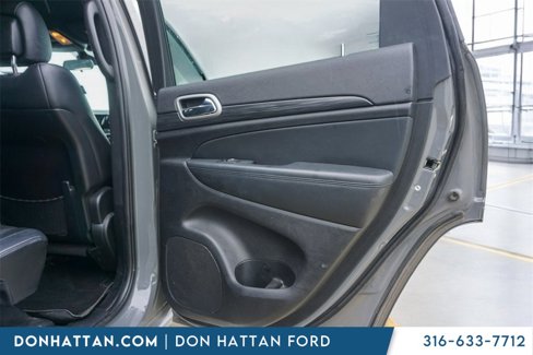 Used 2021 Jeep Grand Cherokee Laredo X image 18
