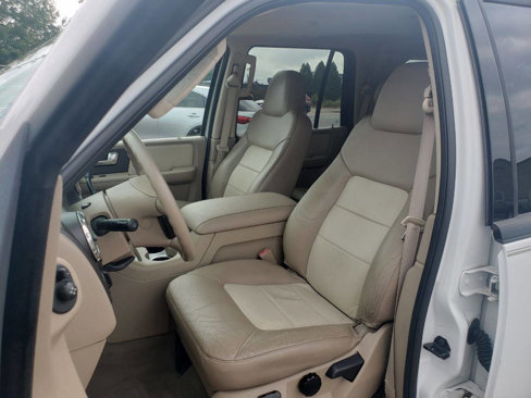 Used 2003 Ford Expedition Eddie Bauer image 6