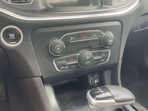 Used 2016 Dodge Charger SXT w/ Navigation & Travel Group image 29