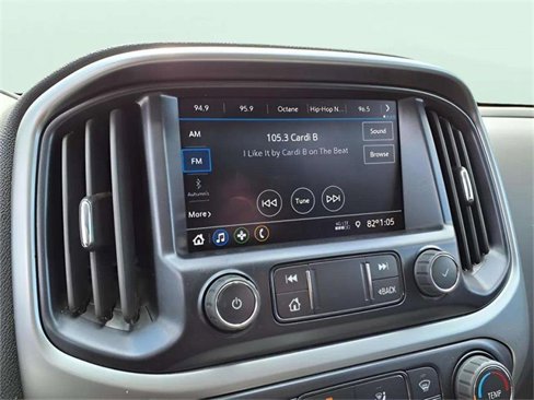 Used 2022 Chevrolet Colorado LT w/ LT Convenience Package image 17