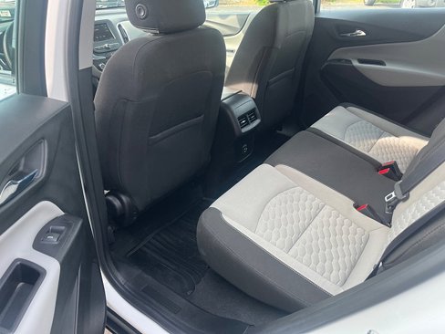 Used 2019 Chevrolet Equinox LS image 16