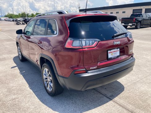 Used 2019 Jeep Cherokee Latitude Plus image 3