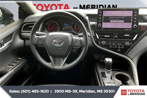 Used 2021 Toyota Camry XSE image 5