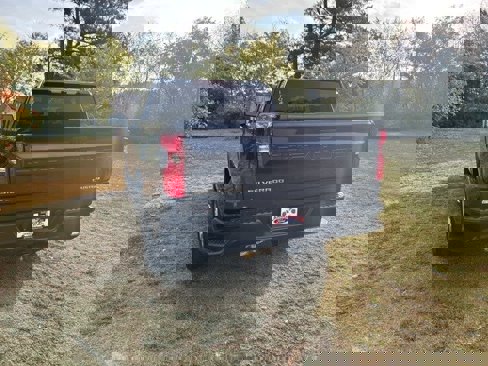Used 2022 Chevrolet Silverado 1500 Custom image 17