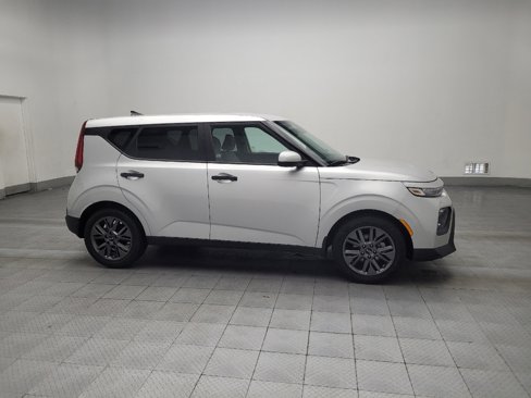 Used 2021 Kia Soul S image 11