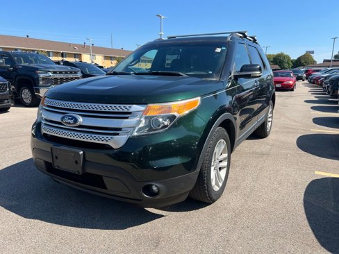 Used 2013 Ford Explorer XLT image 3