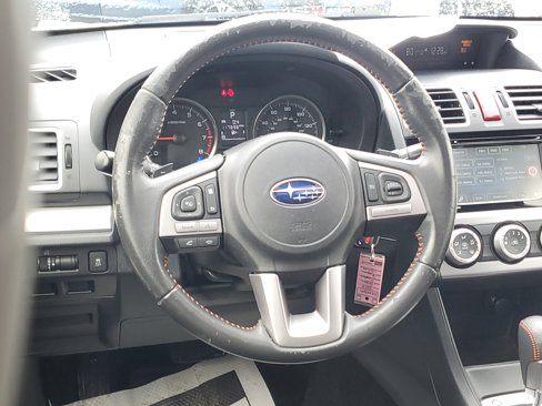 Used 2017 Subaru Crosstrek 2.0i Premium w/ Moonroof Package image 8