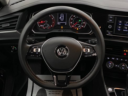 Used 2021 Volkswagen Jetta SE w/ SE Cold Weather Package image 14