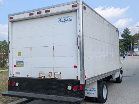 Used 2004 Chevrolet Express 3500 image 6