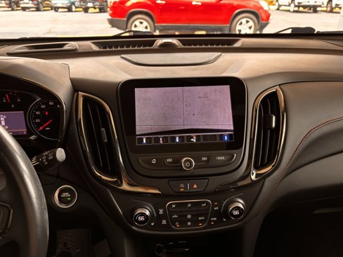 Used 2022 Chevrolet Equinox RS w/ RS Leather Package image 21