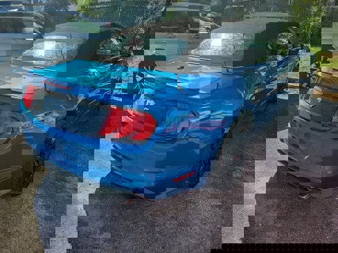 Used 2019 Ford Mustang Premium image 4