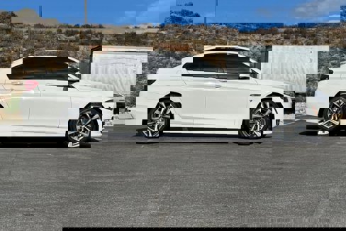 Used 2016 BMW 528i Sedan image 6