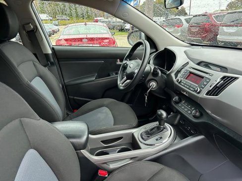 Used 2016 Kia Sportage LX image 23
