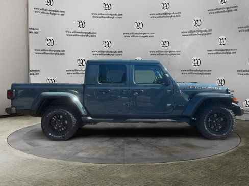 New 2025 Jeep Gladiator Sport image 6