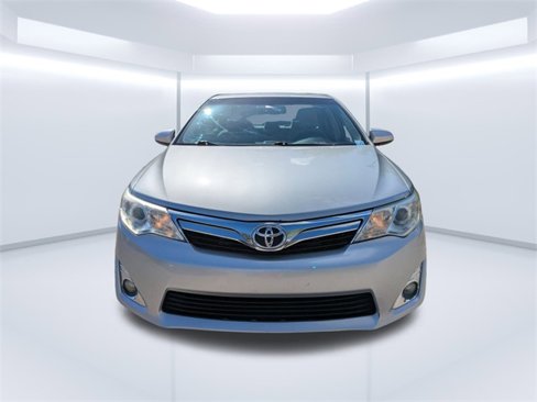 Used 2012 Toyota Camry XLE image 7