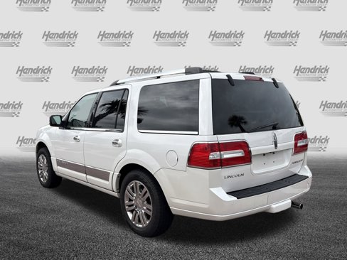 Used 2009 Lincoln Navigator 4WD image 8