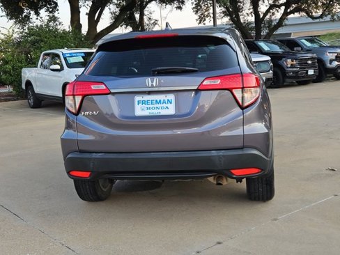 Used 2019 Honda HR-V LX image 6