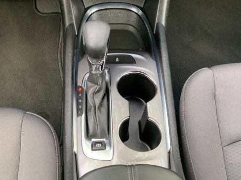 Used 2023 Chevrolet Malibu LT image 16