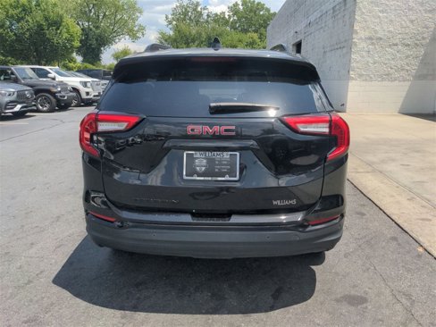 Certified 2022 GMC Terrain SLE w/ Driver Convenience Package image 7