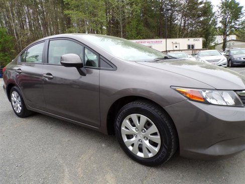 Used 2012 Honda Civic LX image 4