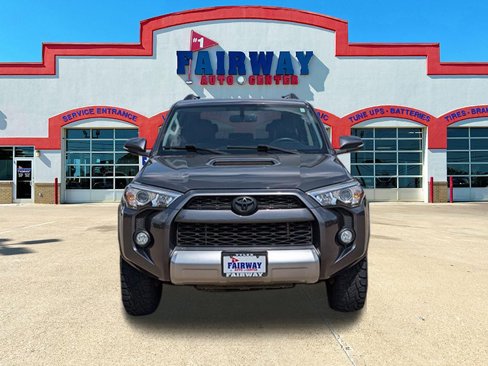 Used 2019 Toyota 4Runner TRD Off-Road Premium image 2