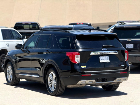 Used 2020 Ford Explorer XLT w/ Equipment Group 202A image 5