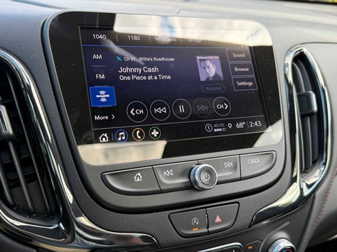 Used 2023 Chevrolet Equinox RS w/ RS Leather Package image 51
