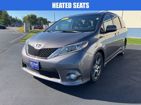 Used 2017 Toyota Sienna SE image 8