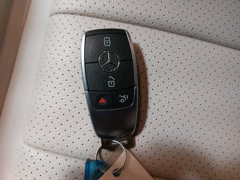 Used 2021 Mercedes-Benz GLB 250 image 37