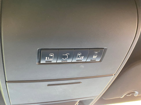 Used 2018 Dodge Grand Caravan GT image 56