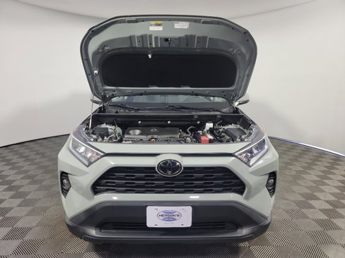 Used 2021 Toyota RAV4 XLE image 14