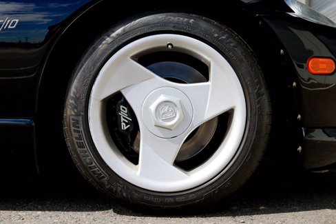 Used 1995 Dodge Viper RT/10 image 51
